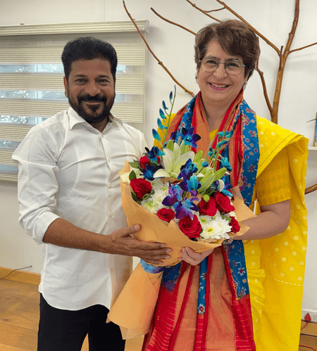 तेलांगना के मुख्यमंत्री ने प्रियंका गांधी से की मुलाकात, महिला आरक्षण संशोधन विधेयक पास न होने पर दी बधाई