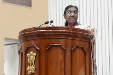 राष्ट्रपति मुर्मू ने देश के स्वच्छ शहरों को किया सम्मानित, इंदौर, सूरत और नवी मुंबई को शीर्ष रैंकिंग