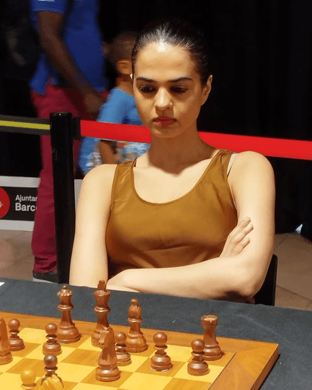 आठ साल की उम्र में इंटरनेशनल खिताब जीतने वाली चेस खिलाड़ी, जो कहलाईं 'ब्यूटी विद ब्रेन'