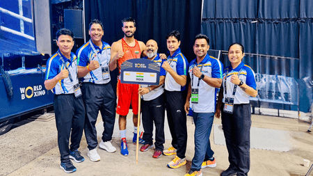 विश्व मुक्केबाजी चैंपियनशिप : लक्ष्य चाहर ने इयाश को हराकर प्री-क्वार्टर फाइनल में प्रवेश किया