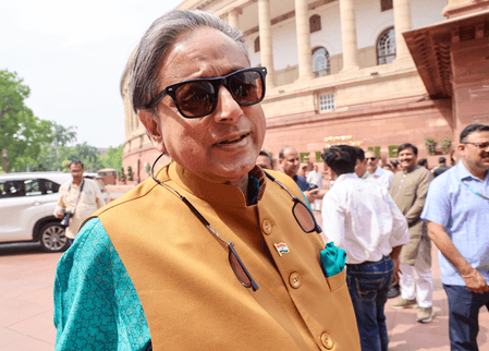 दिल्ली हाईकोर्ट शशि थरूर के एआई-जनरेटेड फर्जी वीडियो हटाने का आदेश देगा