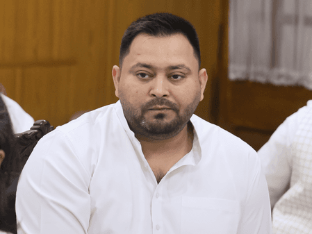 नीट परीक्षा रद्द होने पर तेजस्वी यादव ने सरकार को घेरा, कहा- पेपर लीक का अंतहीन सिलसिला जारी