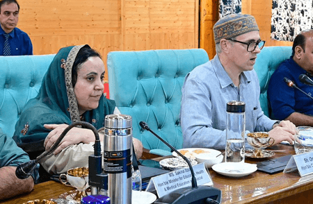 उमर अब्दुल्ला के नेतृत्व वाली सरकार ने जम्मू-कश्मीर में स्वास्थ्य सेवा क्षेत्र के लिए 124.83 करोड़ रुपए आवंटित किए