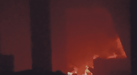 हरदोई में इलेक्ट्रॉनिक्स शोरूम व गोदाम में भीषण आग, 22 लाख नकदी सहित 2 करोड़ का सामान जलकर खाक