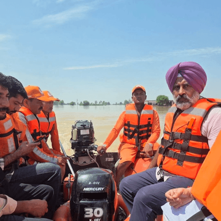 विधायक परगट सिंह की अपील, पंजाब के गांव को गोद लें एशिया कप विजेता