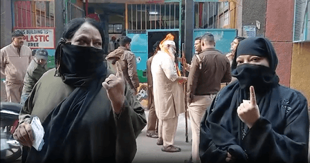 दिल्ली एमसीडी की 12 सीटों पर उपचुनाव: भाजपा-'आप' में कड़ी टक्कर, नेताओं ने अपनी-अपनी जीत के दावे किए