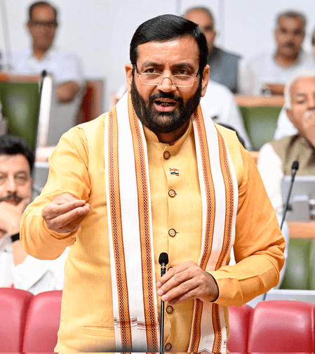 हरियाणा के मुख्यमंत्री नायब सैनी साइकिल से पहुंचे विधानसभा, नशे के खिलाफ जागरुकता का दिया संदेश