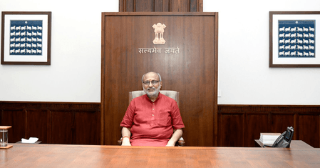 उपराष्ट्रपति राधाकृष्णन 7 अक्टूबर को राजनीतिक नेताओं के साथ पहली औपचारिक बैठक करेंगे