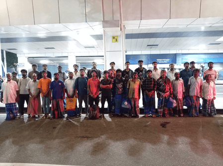 श्रीलंका से रिहा हुए 30 भारतीय मछुआरे लौटे अपने वतन