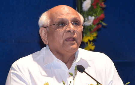 गुजरात में विकास को रफ्तार देने के लिए नए प्रभारी मंत्रियों की घोषणा, हर जिले में करेंगे कार्यों की समीक्षा