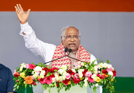 कांग्रेस नेतृत्व ने तेलंगाना में कराई गई जाति जनगणना की सराहना की