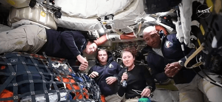 आर्टेमिस 2 में 'स्पेस प्लंबर' बनीं क्रिस्टीना कोच, जानें स्पेस में कैसे काम करता है टॉयलेट