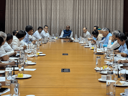 विपक्ष के हंगामे के बाद 'ऑपरेशन सिंदूर' पर चर्चा को तैयार सरकार, राज्यसभा में 9 और लोकसभा में 16 घंटे होगी बहस