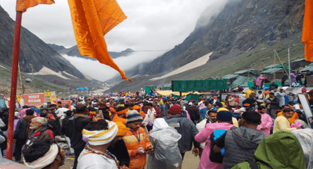 अमरनाथ यात्रा सुचारू रूप से जारी, 22 दिनों में 3.6 लाख से अधिक लोगों ने किए दर्शन