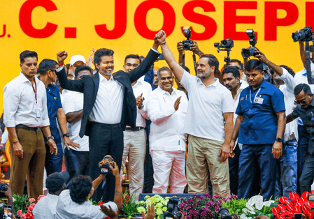 तमिलनाडु में कांग्रेस के खेमे से बन सकते है दो कैबिनेट मंत्री, पांच विधायकों ने दिया है समर्थन