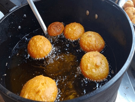 डीप फ्राइंग के लिए कौन सा तेल बेहतर? जानें पांच जरूरी नियम