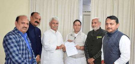 जम्मू-कश्मीर: एलजी से मिले विपक्षी नेता, एमबीबीएस दाखिलों को लेकर चिंताएं व्यक्त कीं