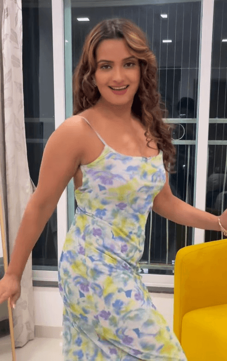 नीलम गिरी और प्रवेश लाल यादव की फिल्म 'यूपी 61 लव स्टोरी ऑफ गाजीपुर' का होने जा रहा है टीवी प्रीमियर