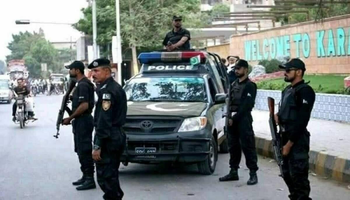 Karachi security alert