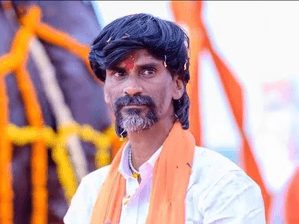 मराठा आंदोलन : सरकार ने उठाया बड़ा कदम, तीन सदस्यीय पैनल को मनोज जरांजे से मुलाकात के लिए भेजा