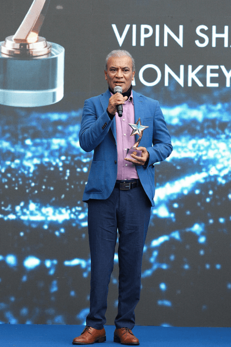 अभिनेता विपिन शर्मा का विदेश में बजा डंका, हॉलीवुड फिल्म 'मंकी मैन' के लिए मिला अवॉर्ड