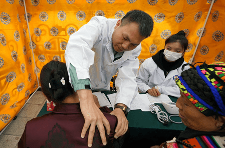 खुशहाल समाज के निर्माण के लिए देश के नागरिकों का स्वास्थ्य बेहतर करने पर ध्यान दे रहा है चीन