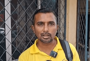 शूटिंग में गोल्ड जीतने वाले अभिनव साव की सफलता से परिवार खुश, पिता ने कहा- सरकार से आगे भी सहयोग की उम्मीद