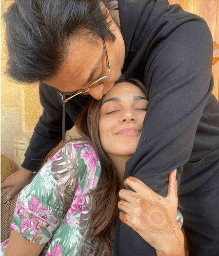 'फादर्स डे' पर बॉलीवुड सेलेब्स ने शेयर किए अपने पिता के साथ बिताए खूबसूरत पल