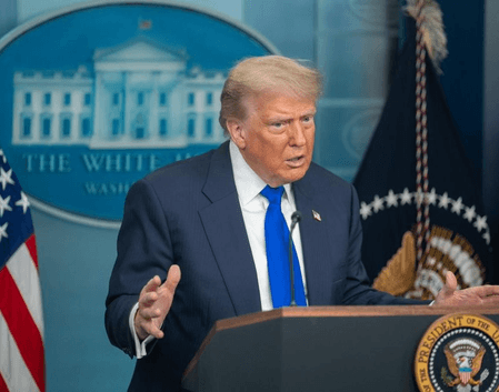 टैरिफ को लेकर ट्रंप ने लिया यू-टर्न, अमेरिका ने कॉफी और फलों से हटाया शुल्क