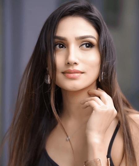 गलत सलाह के कारण गंवाया इम्तियाज अली का प्रोजेक्ट, डोनल बिष्ट ने सुनाई आपबीती