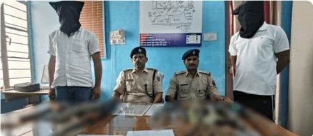 बिहार : भोजपुर में एके-47 सहित कई हथियार बरामद, दो गिरफ्तार
