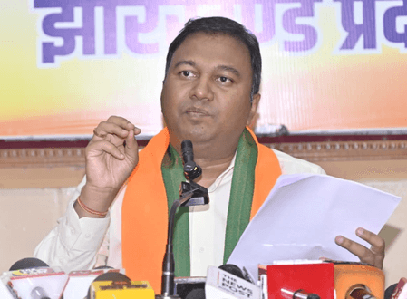 झारखंड भाजपा का आरोप, 'राज्य में स्वास्थ्य मंत्री के संरक्षण में टेंडर घोटाला, एक ही परिवार को मिले 11 ठेके'