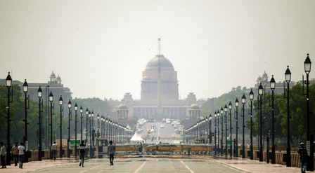 दिल्ली-एनसीआर की बिगड़ी हवा : मुंडका में एक्यूआई 400 पार, नोएडा की भी स्थिति खराब