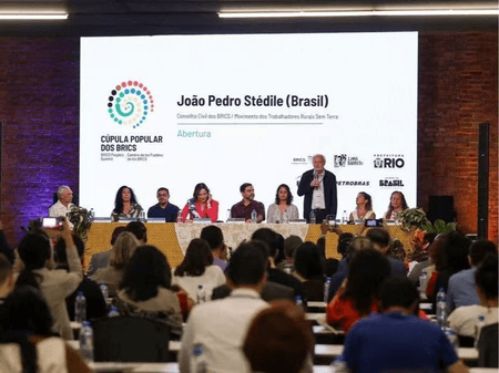 रियो में पहला ब्रिक्स जन शिखर सम्मेलन संपन्न