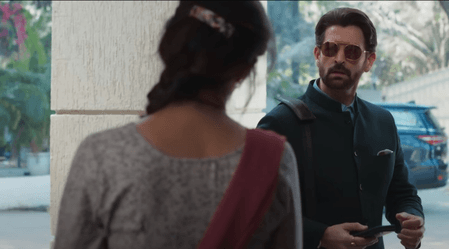 ब्लैकमेल, बवाल और बुलेट्स... 'एक चतुर नार' का ट्रेलर रिलीज, दिव्या ने उड़ाए नील के होश