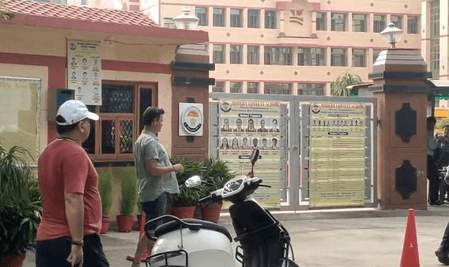 दिल्ली : द्वारका के मॉडर्न कॉन्वेंट स्कूल में बम की धमकी, मौके पर पुलिस और बम निरोधक दस्ता