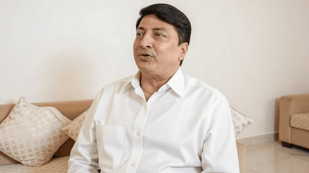 वेद प्रकाश शर्मा: साहित्य जगत का 'सबसे बड़ा खिलाड़ी', ऐसे आया था 'वर्दी वाला गुंडा' लिखने का विचार