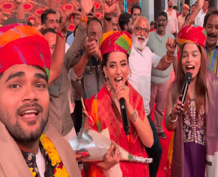 अक्षरा सिंह पर चढ़ा राजस्थान का सतरंगी रंग, फैंस ने खुलकर लुटाया प्यार