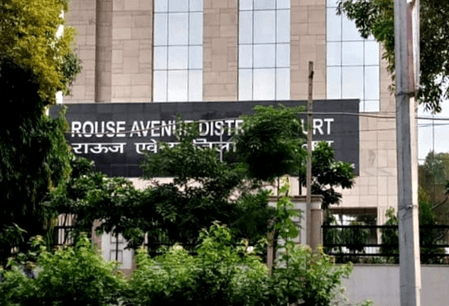 नागरिकता से पहले वोटर लिस्ट में कैसे जुड़ा नाम? सोनिया गांधी और दिल्ली पुलिस को नोटिस जारी