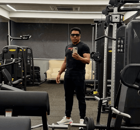 राम कपूर ने 52वें जन्मदिन पर दिखाई अपनी फिटनेस, बोले- '25 साल पहले से ज्यादा स्वस्थ हूं'