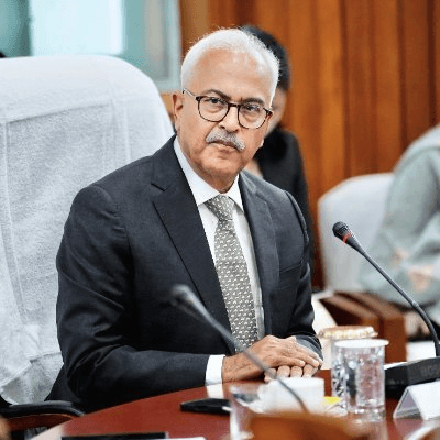 मणिपुर सरकार की सर्वोच्च प्राथमिकता कानून व्यवस्था बनाए रखना है: राज्यपाल