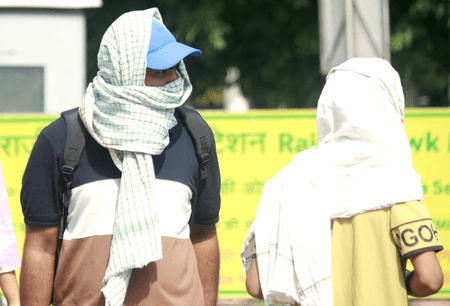 तेज गर्मी से बढ़ा डिहाइड्रेशन का खतरा, मरीजों की संख्या में 30 प्रतिशत का हुआ इजाफा