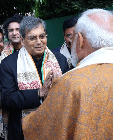 सुभाष घई ने पीएम मोदी की जादुई शख्सियत की तारीफ की, बोले- वे शब्दों से ज्यादा आंखों से बात करते हैं