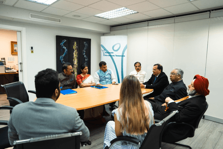 स्पेन में भारतीय प्रतिनिधिमंडल ने आतंकवाद से प्रभावित लोगों से की बातचीत