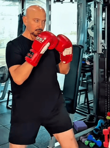 राकेश रोशन की फिटनेस को देख टाइगर श्रॉफ भी रह गए हैरान, किया ये मजेदार कमेंट