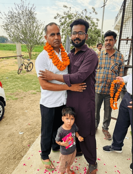 उत्तर प्रदेश : बीमार बेटी का इलाज कराने अपने घर कन्नौज आया जवान ड्यूटी पर लौटा