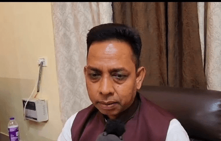 मतदान प्रतिशत बढ़ाने के लिए चुनाव आयोग को मतदाताओं को जागरूक करना चाहिए : ललन पासवान