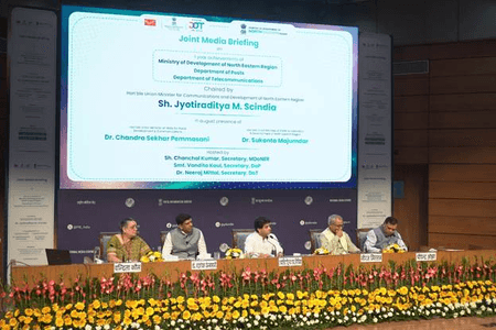 पीएम मोदी के नेतृत्व में नई ऊंचाइयों को छू रहा भारत का दूरसंचार क्षेत्र: सिंधिया