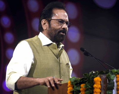 मुख्तार अब्बास नकवी ने महागठबंधन पर साधा निशाना, बोले- बिहार अब सामंती सियासत को नहीं करेगा स्वीकार