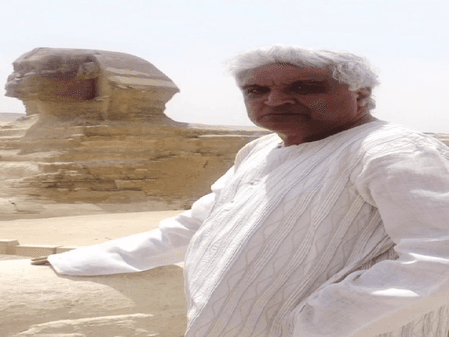 "मेरे पास मां है", जावेद अख्तर ने अपनी कलम से लिखे इन फिल्मों के बेहतरीन डायलॉग